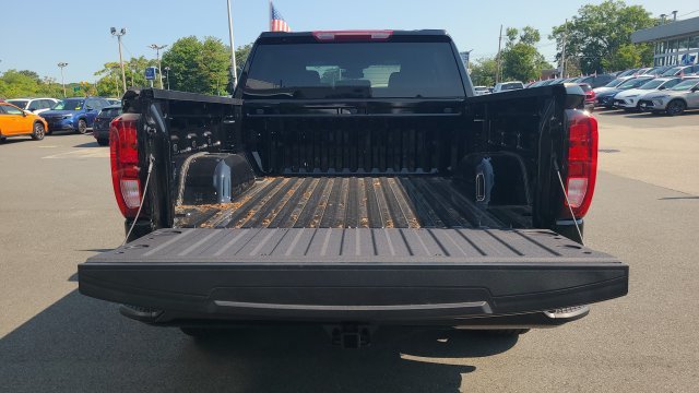 New 2026 GMC Sierra 1500 Elevation w/ LPO, Elevation Black Package AWD/4WD image 19