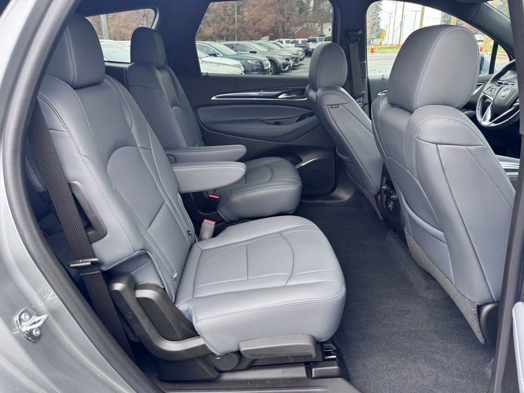 Used 2023 Buick Enclave Essence w/ Sport Touring Edition image 28