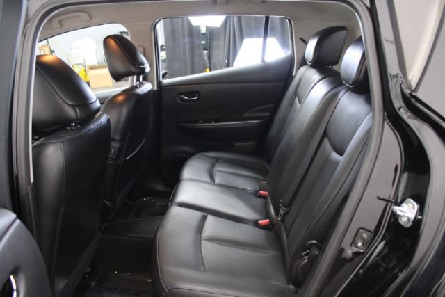 Used 2015 Nissan Leaf SL w/ Premium Package FWD image 25