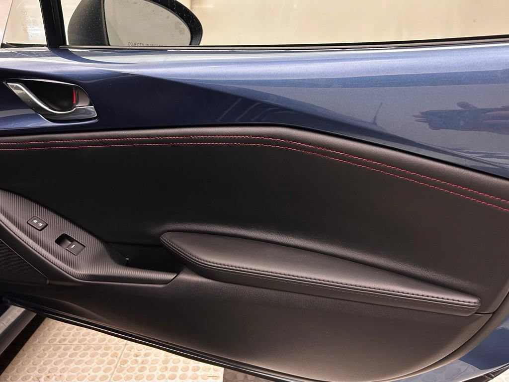Used 2019 MAZDA MX-5 Miata RF Grand Touring w/ GT-S Package RWD image 15