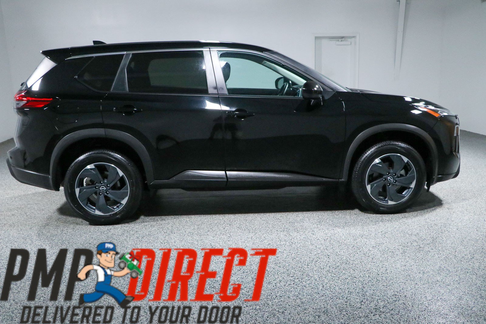 Used 2024 Nissan Rogue SV AWD/4WD image 6