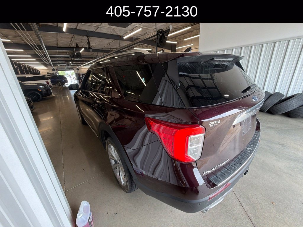 Used 2023 Ford Explorer Platinum w/ Technology Package AWD/4WD image 9