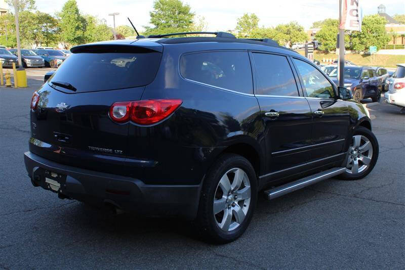 Used 2011 Chevrolet Traverse LTZ w/ LPO, 'HIT The Road' Package AWD/4WD image 5