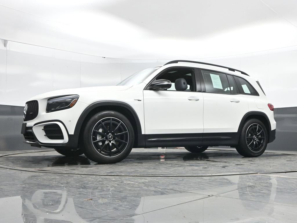 Used 2025 Mercedes-Benz GLB 35 AMG 4MATIC image 46