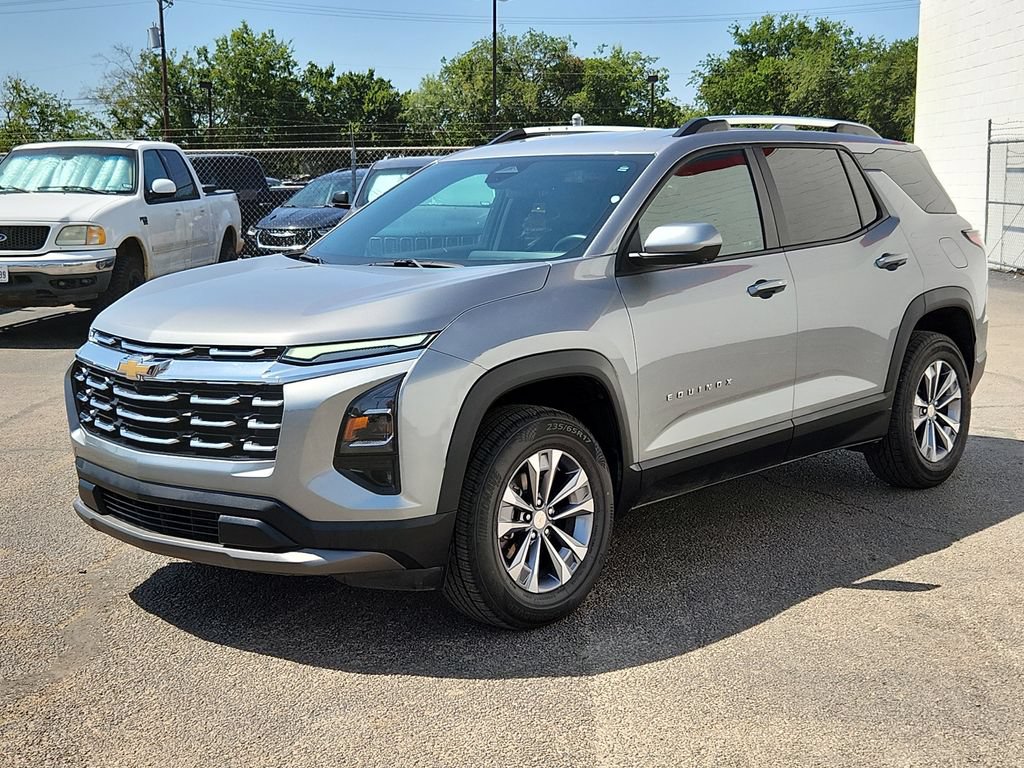 Used 2025 Chevrolet Equinox LT w/ Convenience Package II FWD image 5