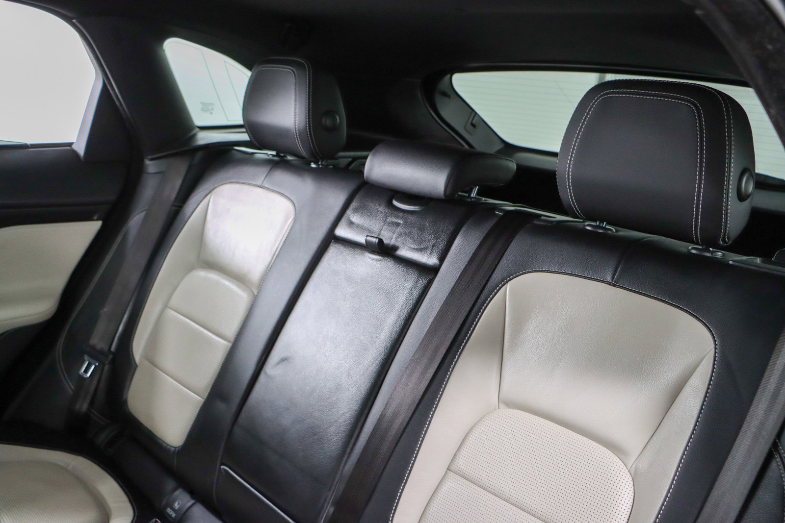 Used 2018 Jaguar F-PACE R-Sport AWD/4WD image 25