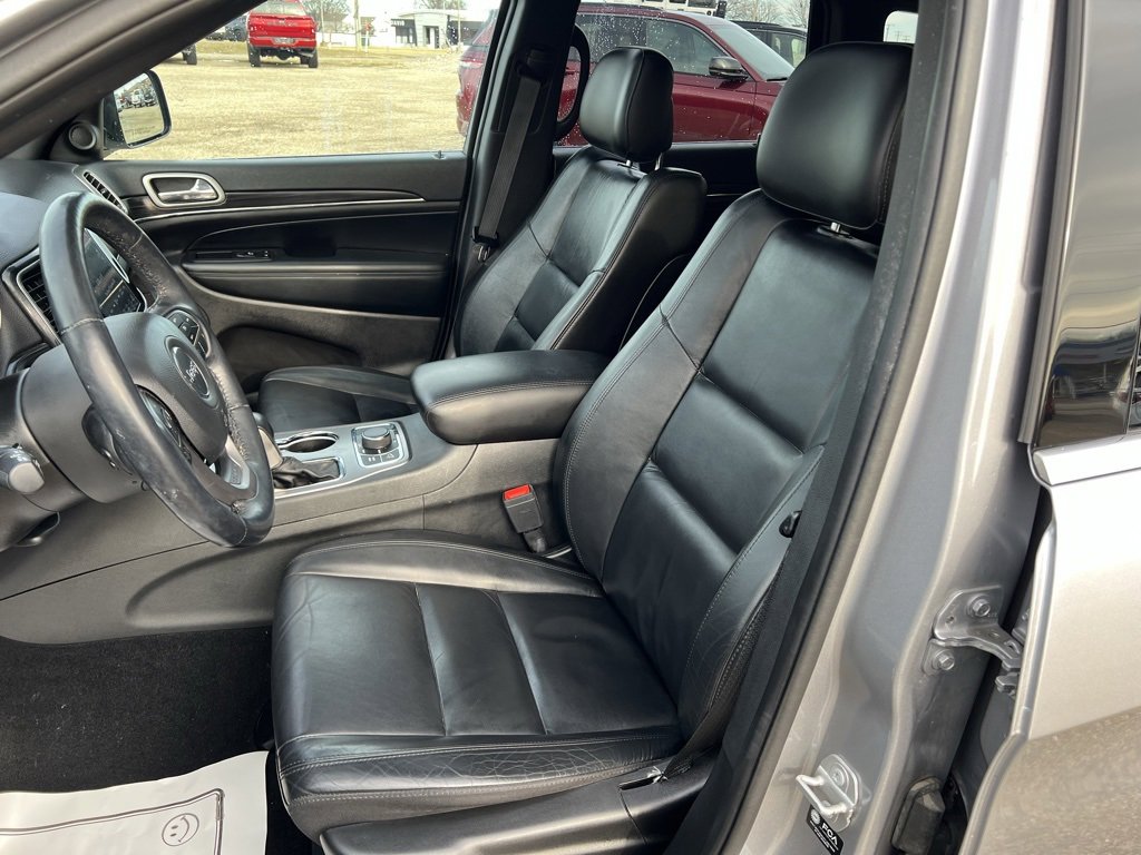 Used 2021 Jeep Grand Cherokee Limited image 28