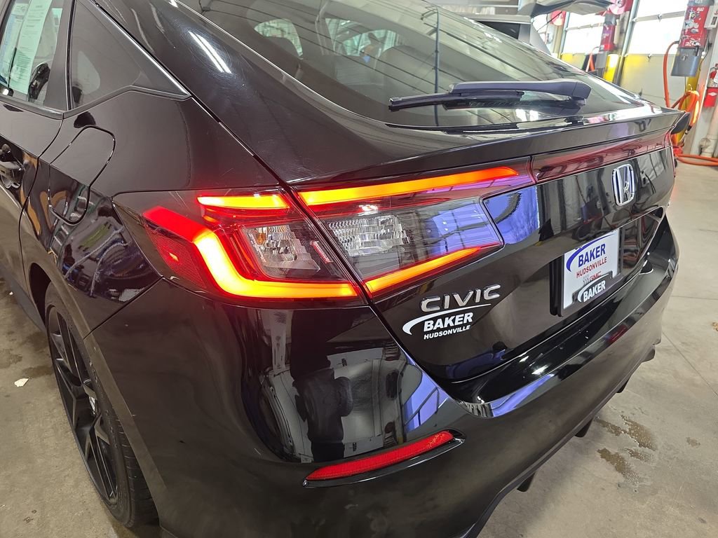 Used 2023 Honda Civic Sport image 36