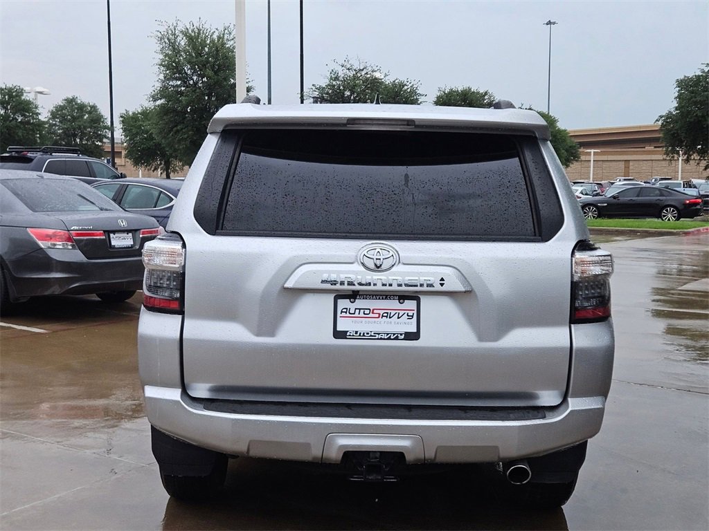 Used 2022 Toyota 4Runner SR5 Premium image 8
