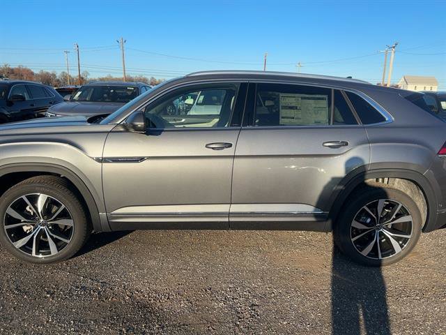 New 2025 Volkswagen Atlas Cross Sport SEL Premium R-Line image 2