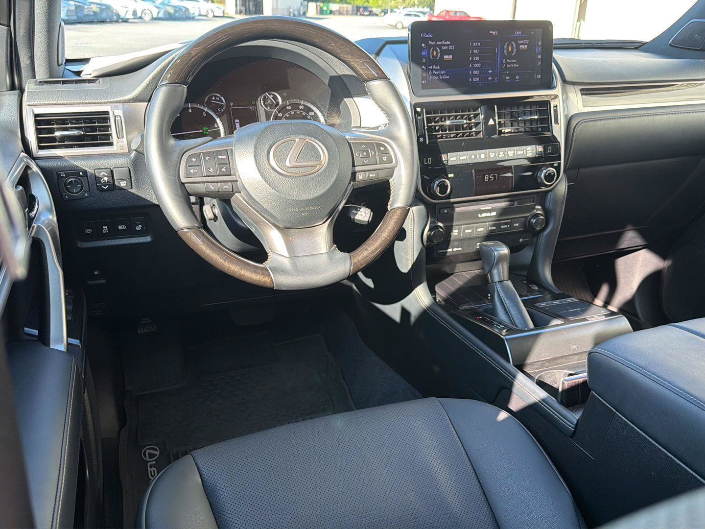 Certified 2023 Lexus GX 460 Premium AWD/4WD image 19