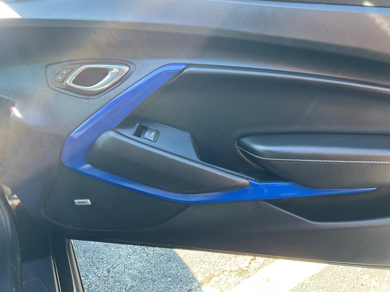 Used 2017 Chevrolet Camaro LT w/ Technology Package RWD image 29