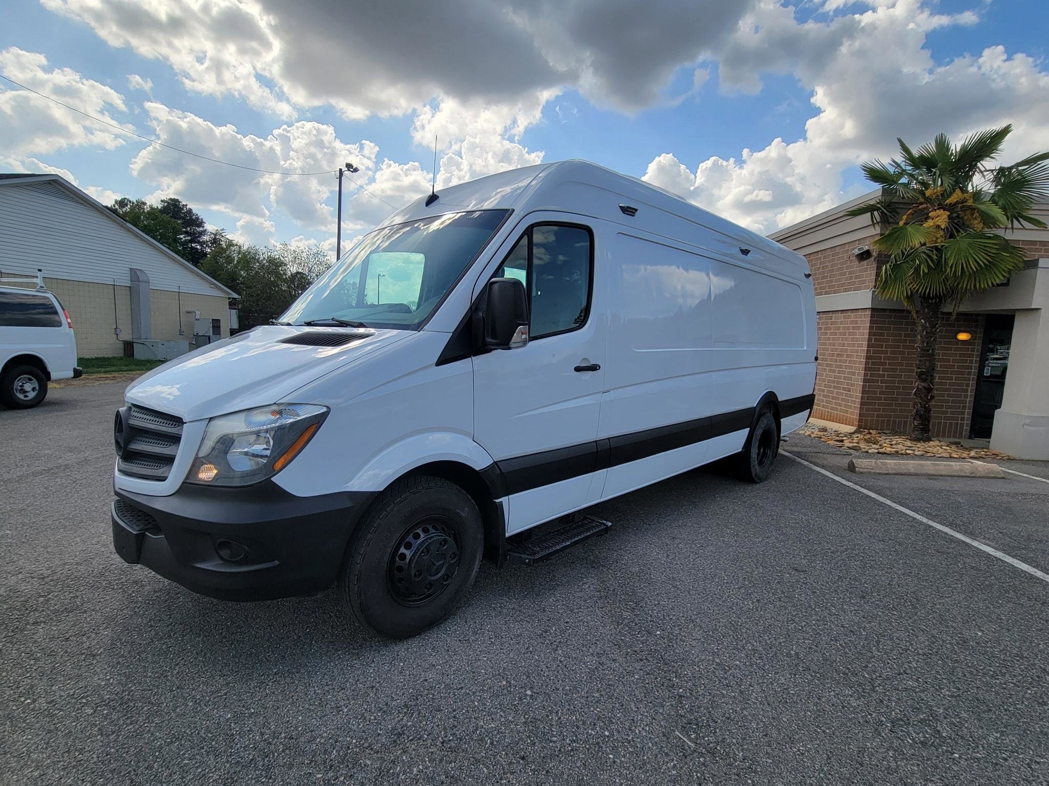 Used 2015 Mercedes-Benz Sprinter 3500 w/ Cargo Protection Package image 7