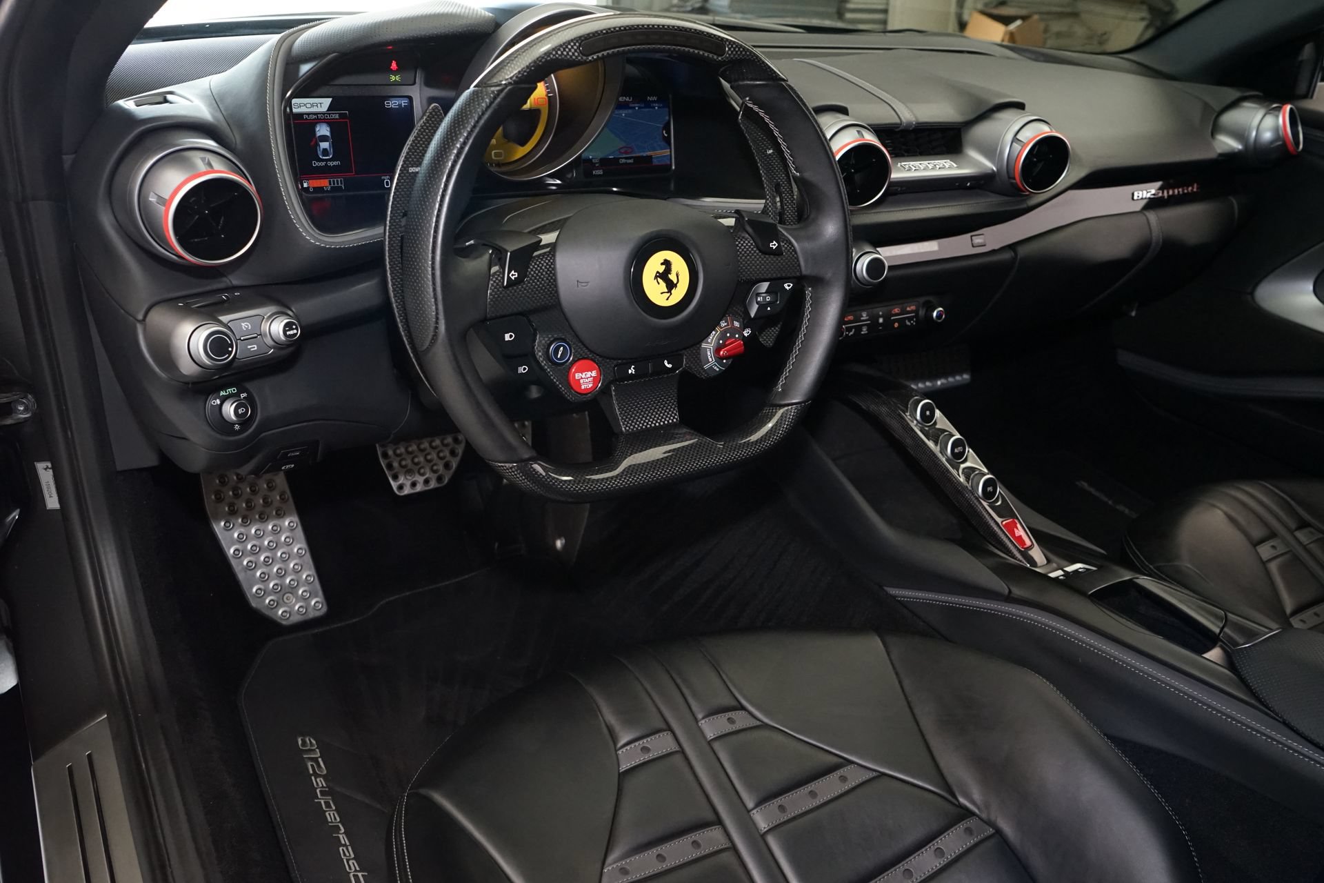 Used 2019 Ferrari 812 Superfast RWD image 9