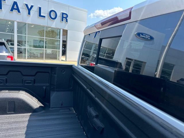 Used 2019 Chevrolet Silverado 1500 LTZ w/ LTZ Plus Package AWD/4WD image 14