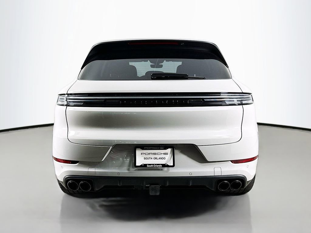 Certified 2024 Porsche Cayenne S AWD/4WD image 10