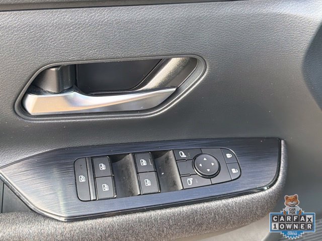 Certified 2025 Nissan Kicks SV FWD image 22