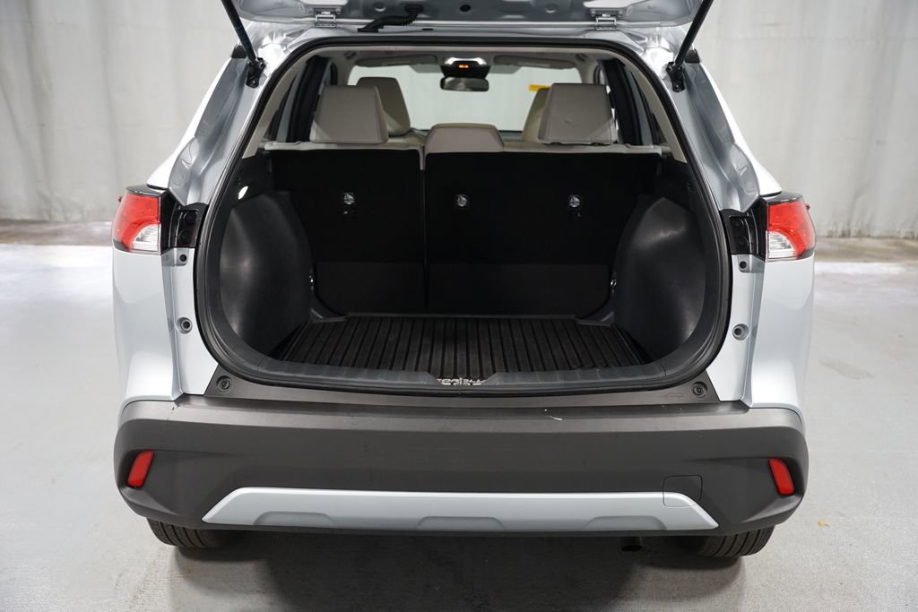 Certified 2024 Toyota Corolla Cross L image 31