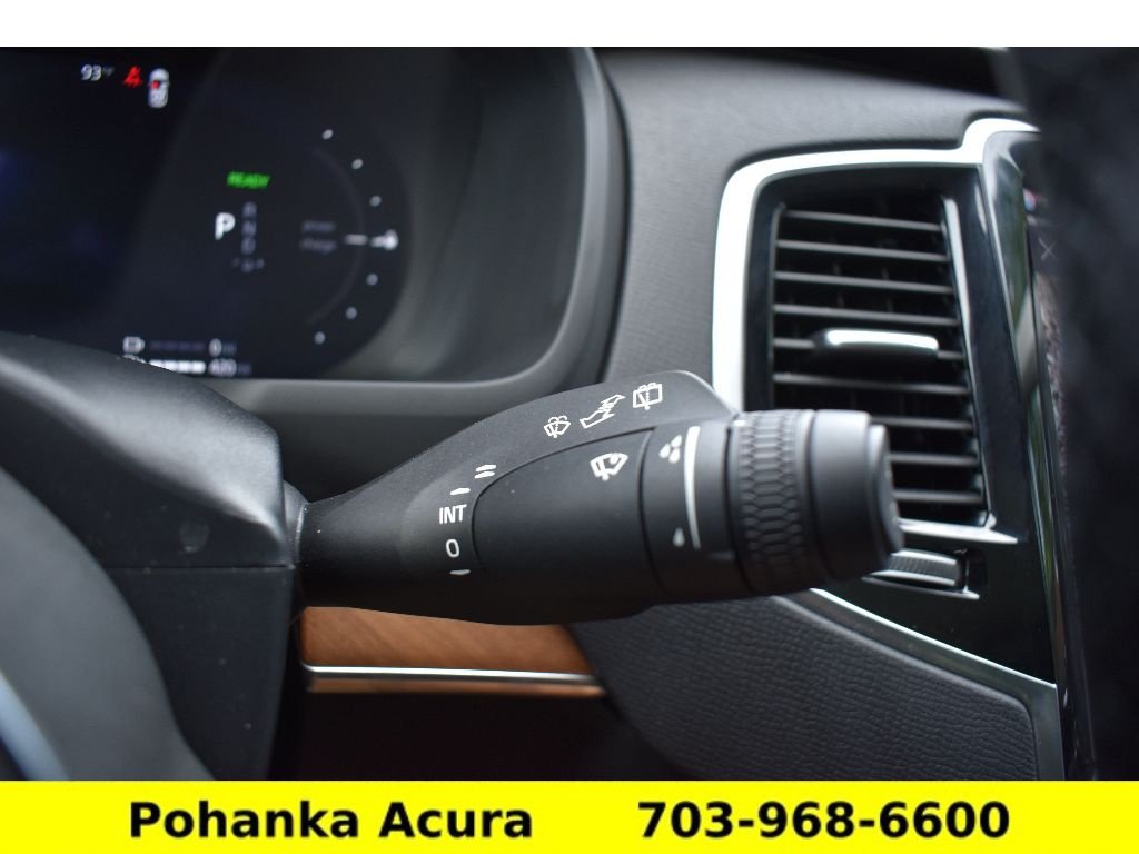 Used 2024 Volvo XC90 T8 Plus AWD/4WD image 11