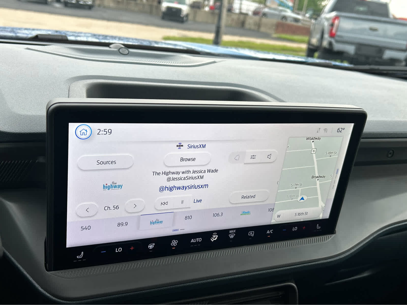 New 2025 Ford Maverick Lobo image 45