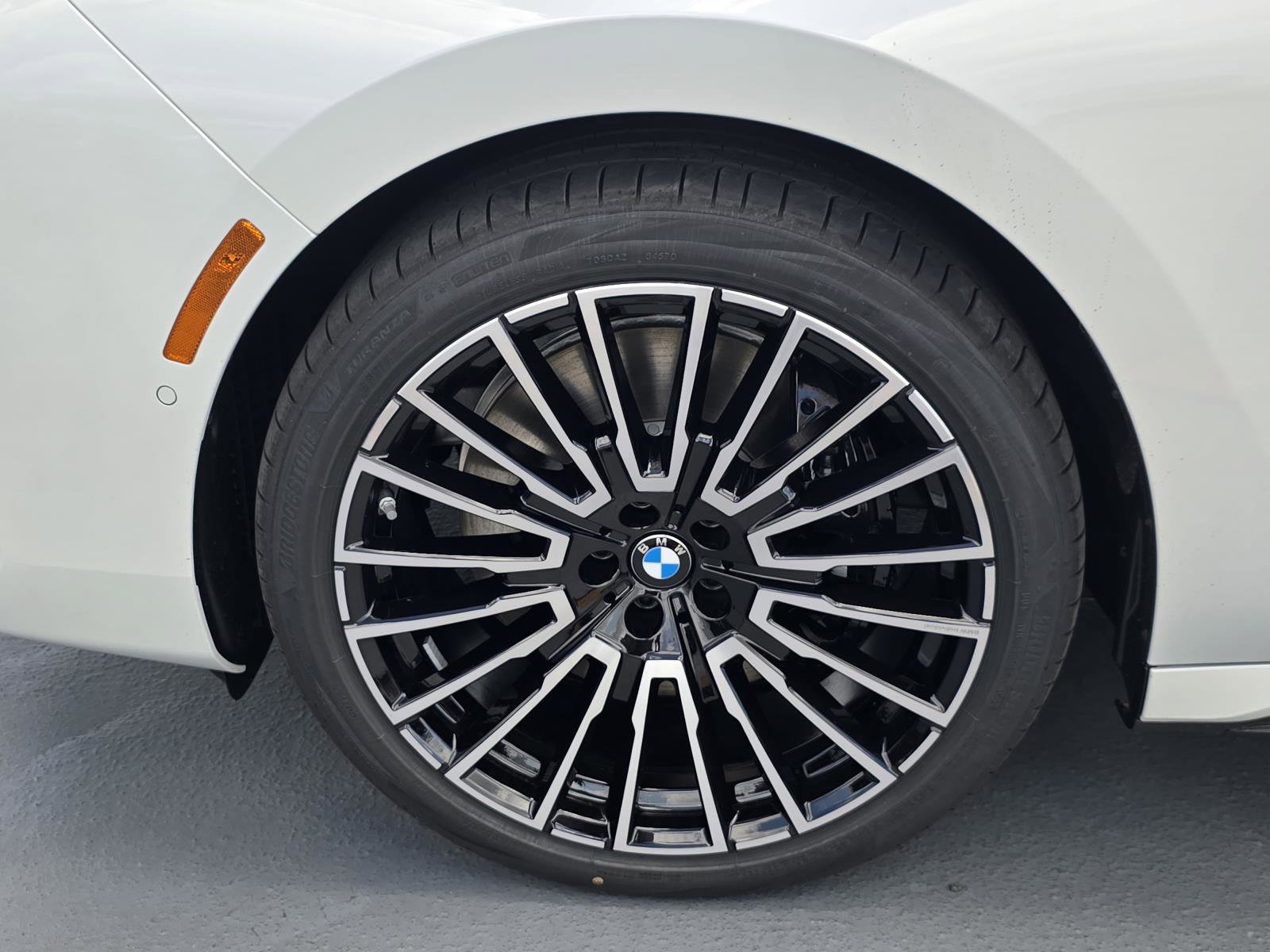 New 2026 BMW 760i xDrive AWD/4WD image 6