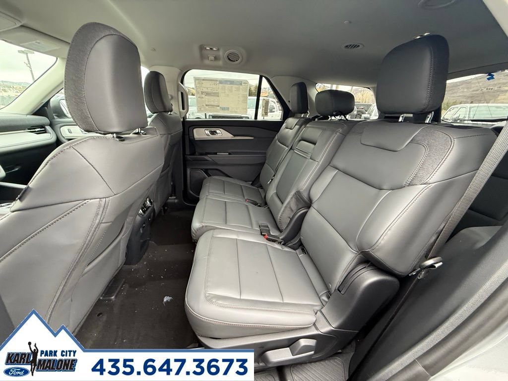 Used 2026 Ford Explorer Active w/ Active Comfort Package AWD/4WD image 15