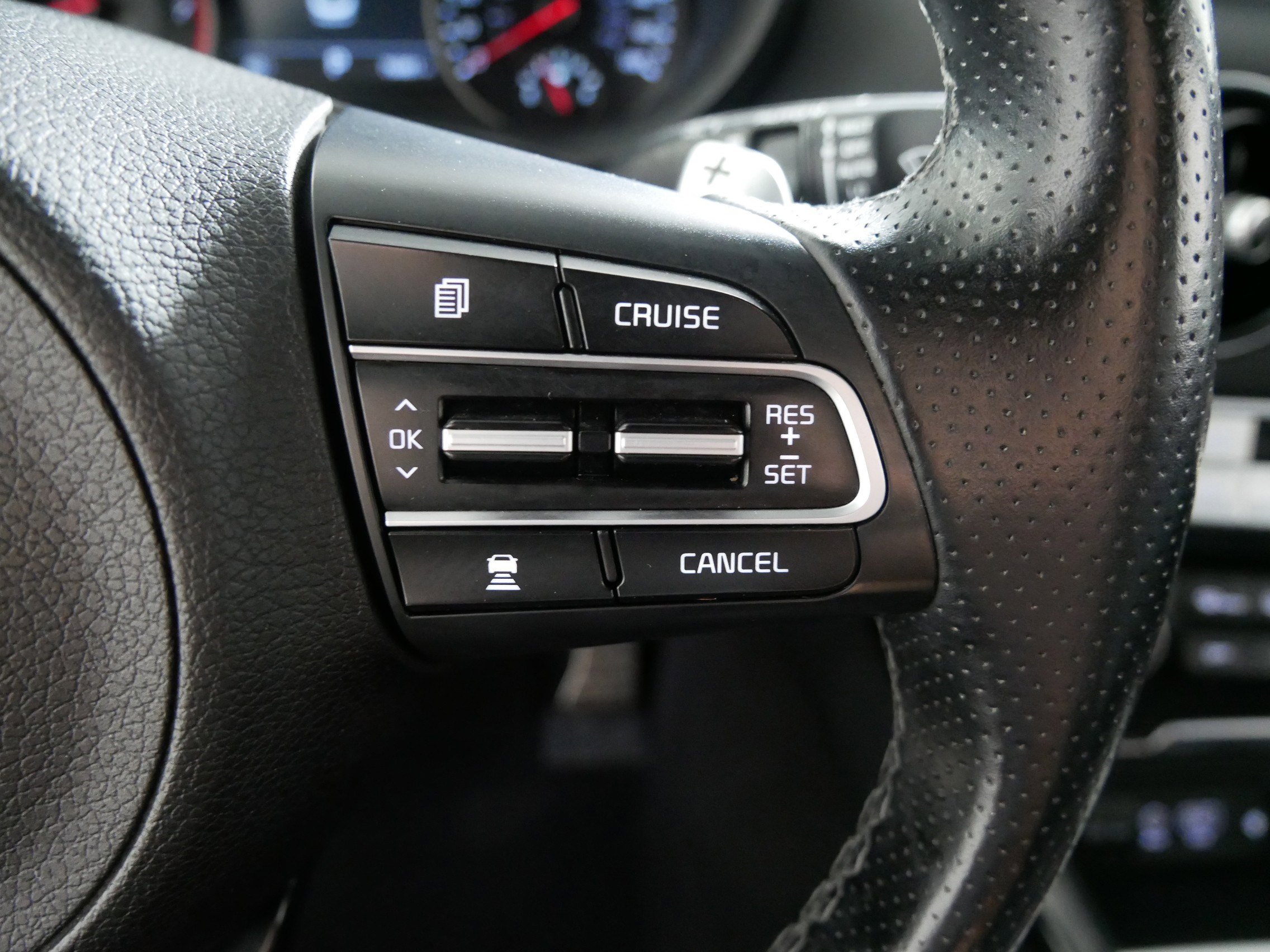 Used 2020 Kia Stinger GT2 image 28