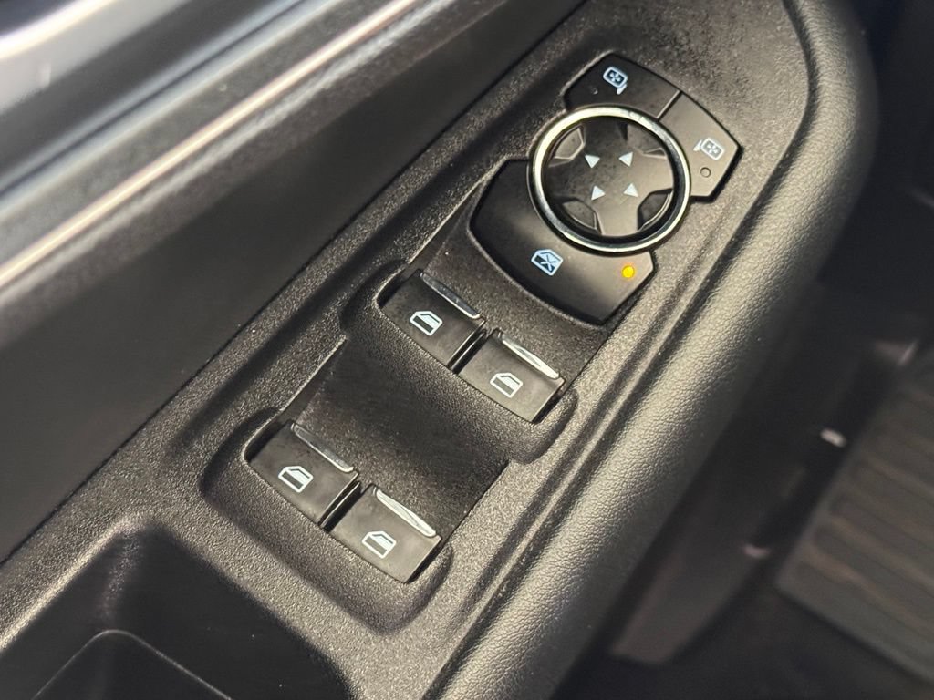Used 2024 Ford Edge SEL AWD/4WD image 23