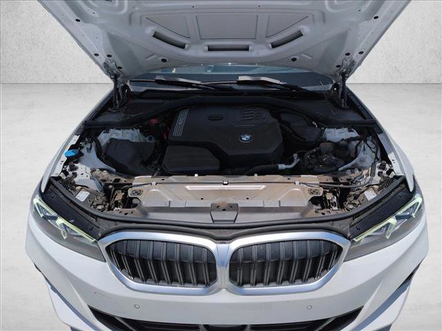 Used 2024 BMW 330i Sedan w/ Premium Package RWD image 13