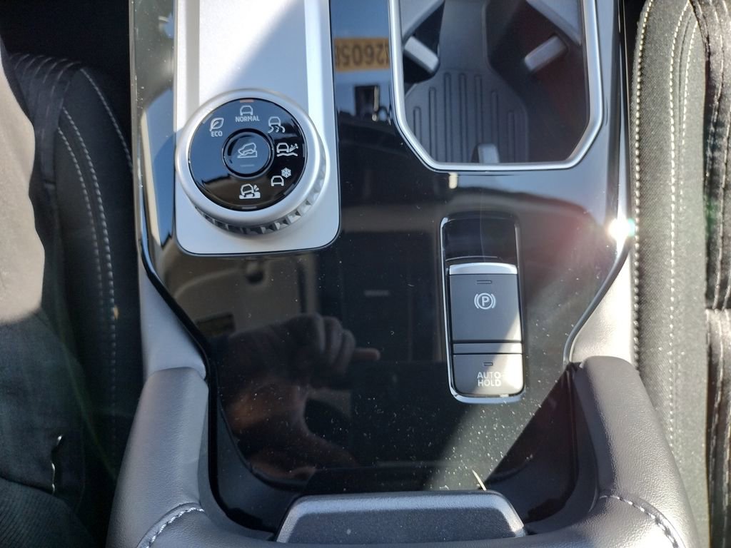 New 2026 Mitsubishi Outlander ES AWD/4WD image 26