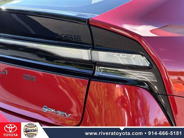 Certified 2026 Toyota Prius Plug-In Hybrid FWD image 13