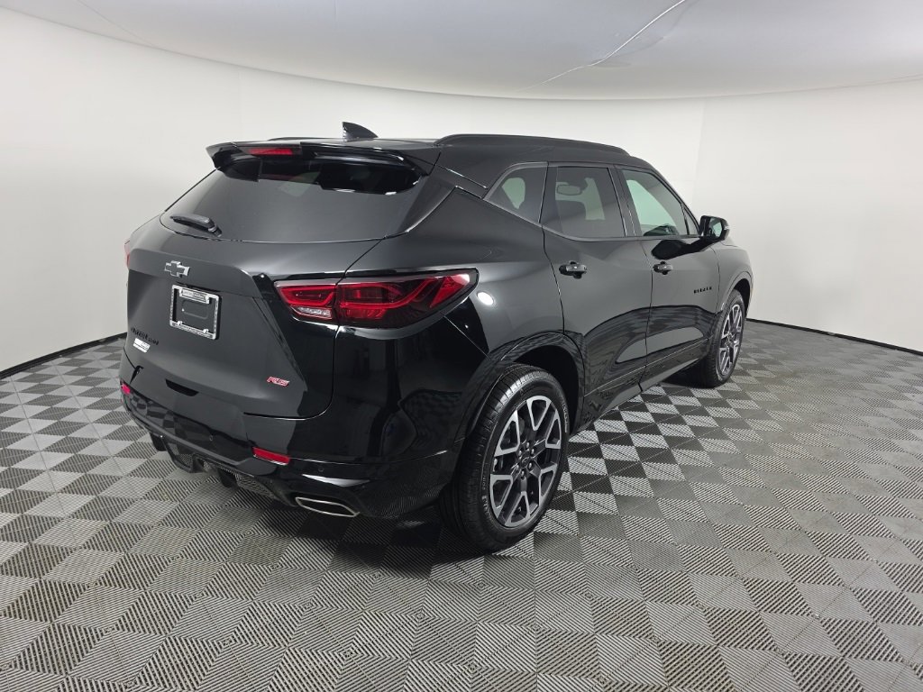 New 2026 Chevrolet Blazer RS image 5