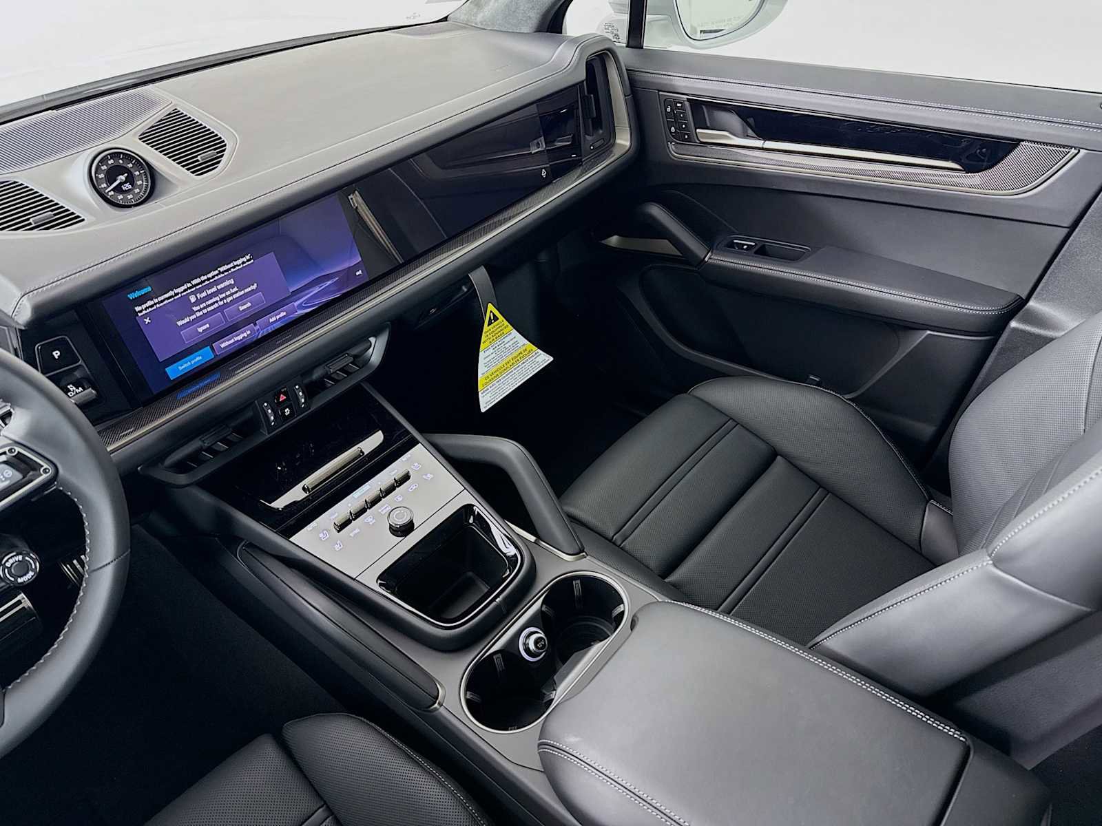 New 2026 Porsche Cayenne Turbo image 26