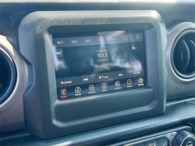 Used 2022 Jeep Gladiator Sport image 14