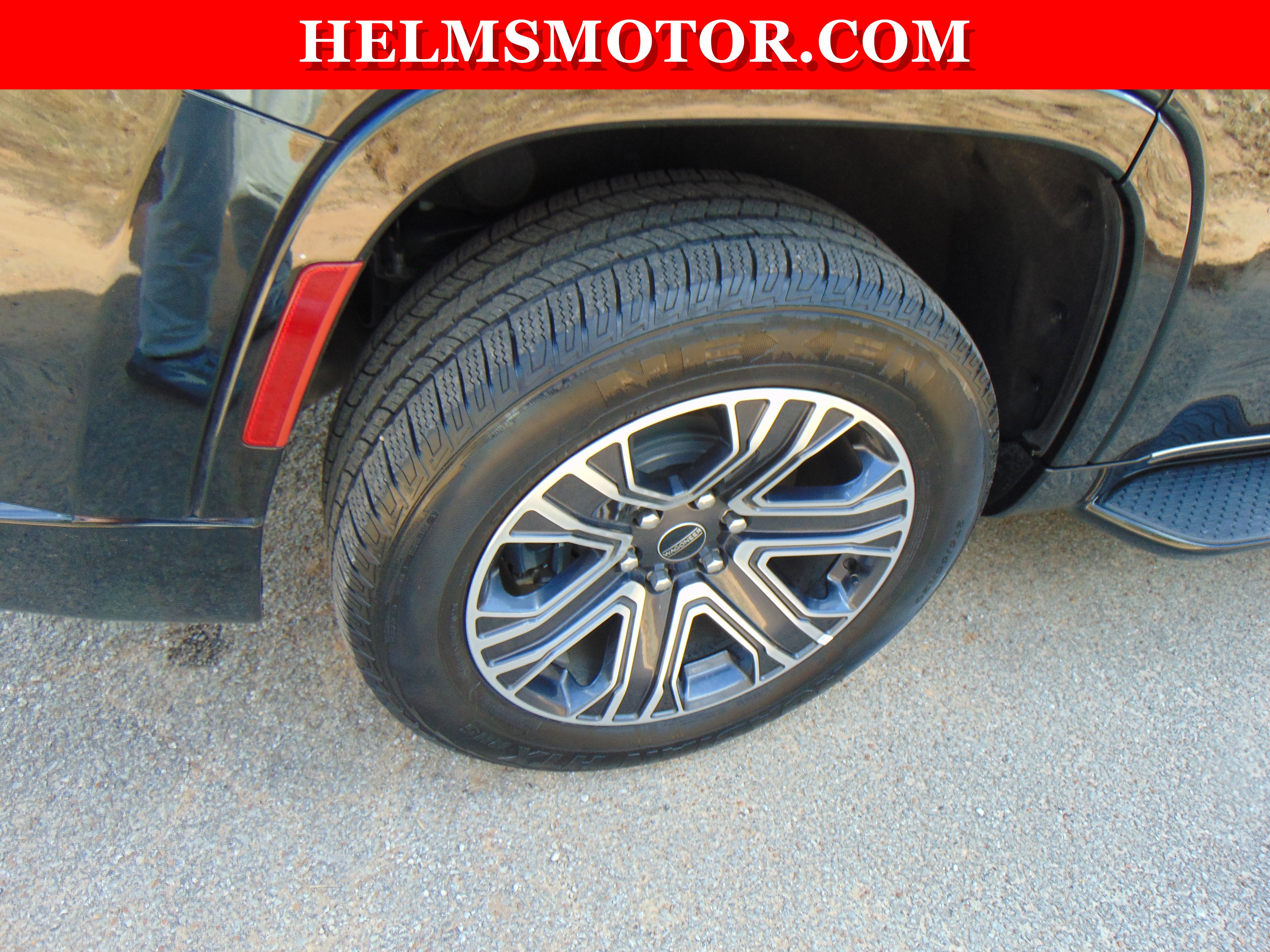 Certified 2025 Jeep Wagoneer 4WD image 19