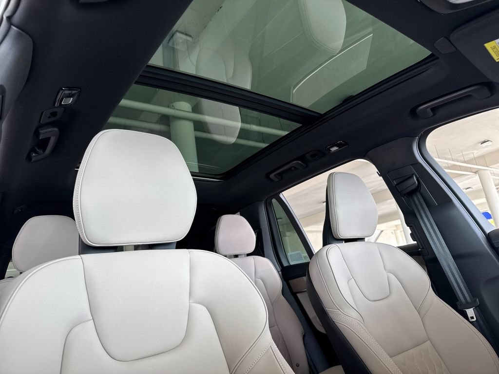 New 2026 Volvo XC90 B6 Plus AWD/4WD image 17