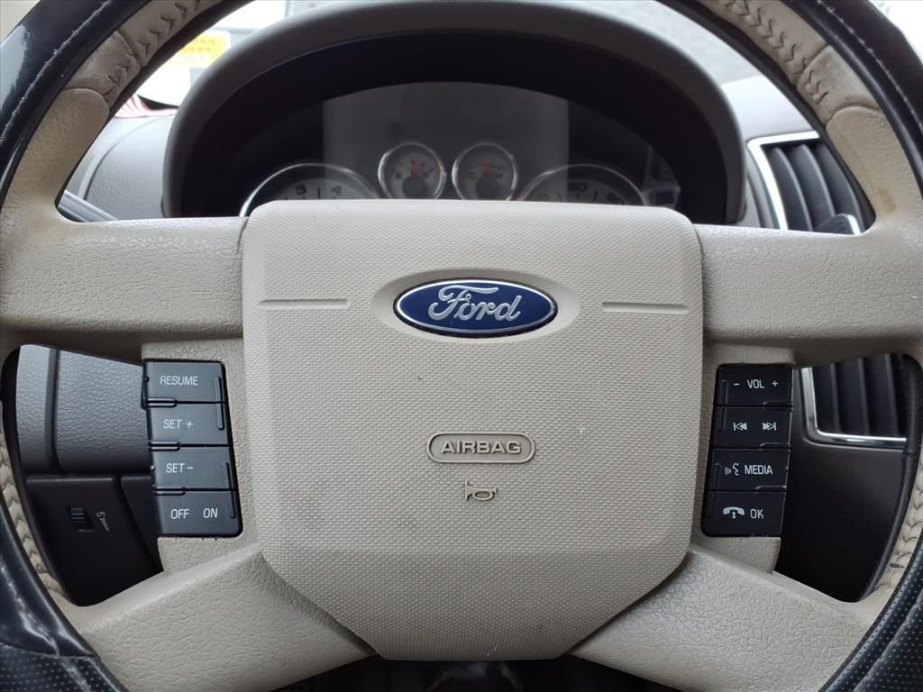 Used 2010 Ford Edge Limited image 20