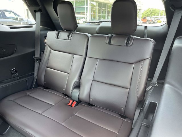 New 2026 Ford Explorer Platinum RWD image 13