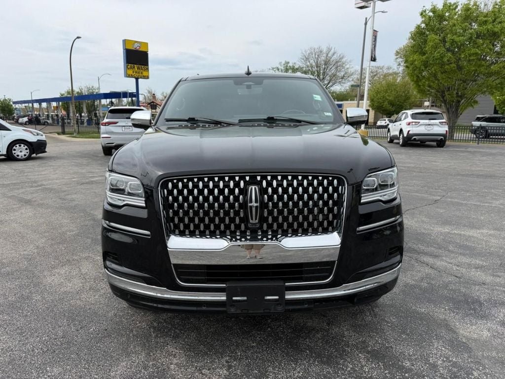 Used 2023 Lincoln Navigator Black Label AWD/4WD image 9