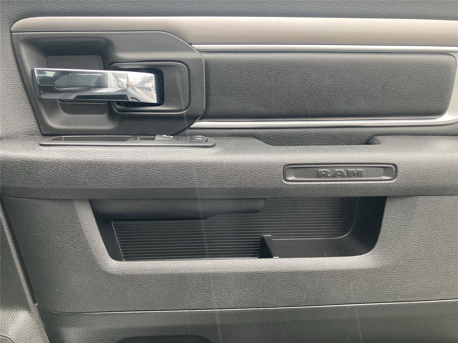 Used 2023 RAM 1500 Classic Warlock image 27