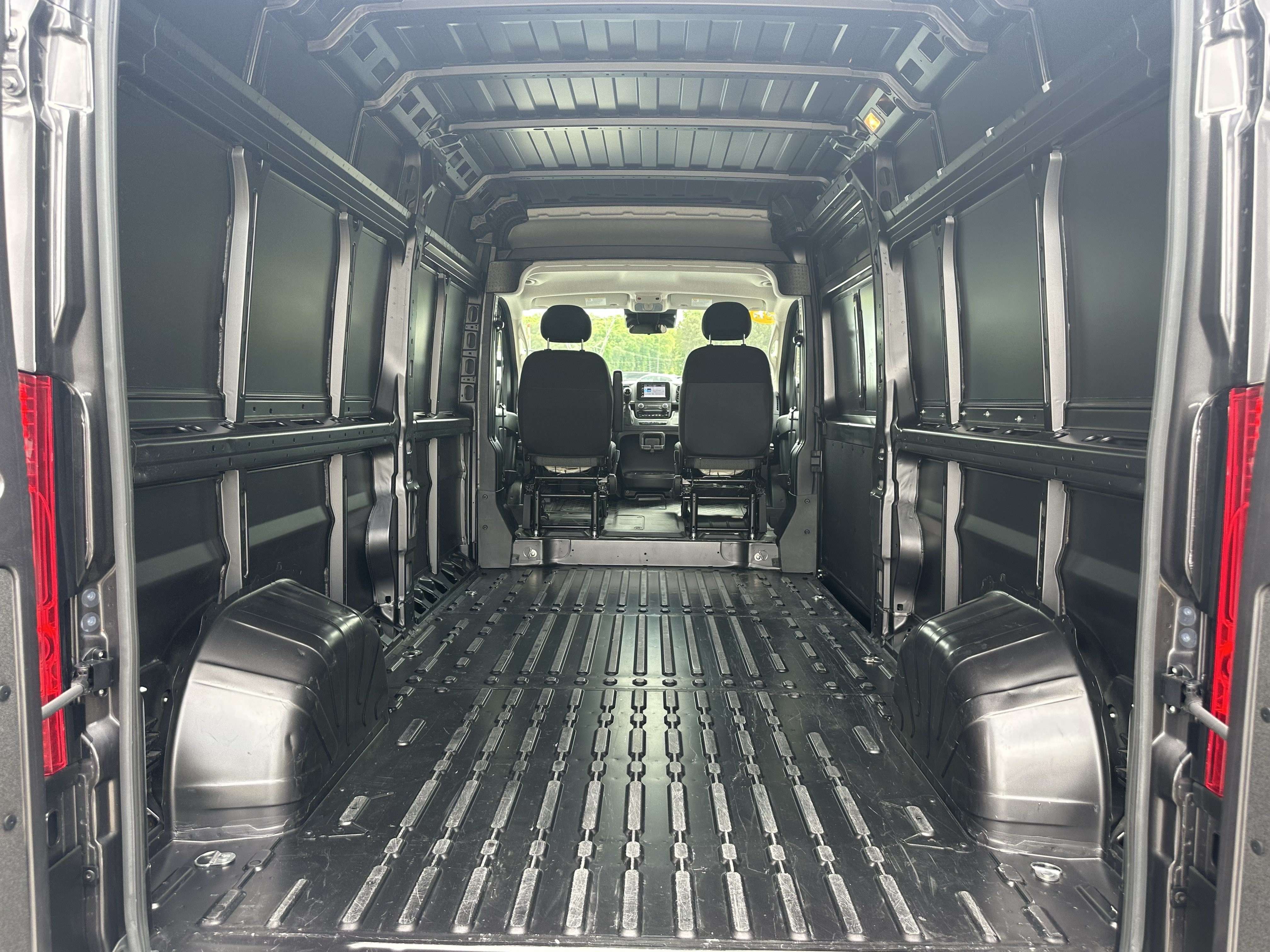Used 2026 RAM ProMaster 2500 FWD image 18
