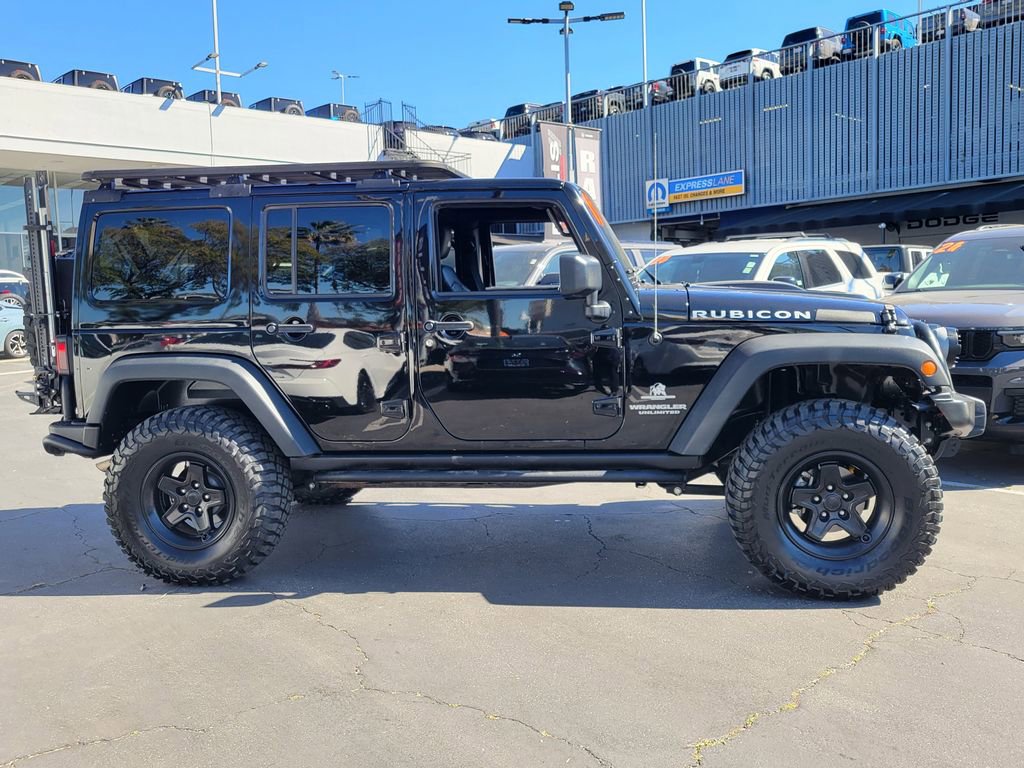 Used 2016 Jeep Wrangler Unlimited Rubicon w/ Connectivity Group image 32