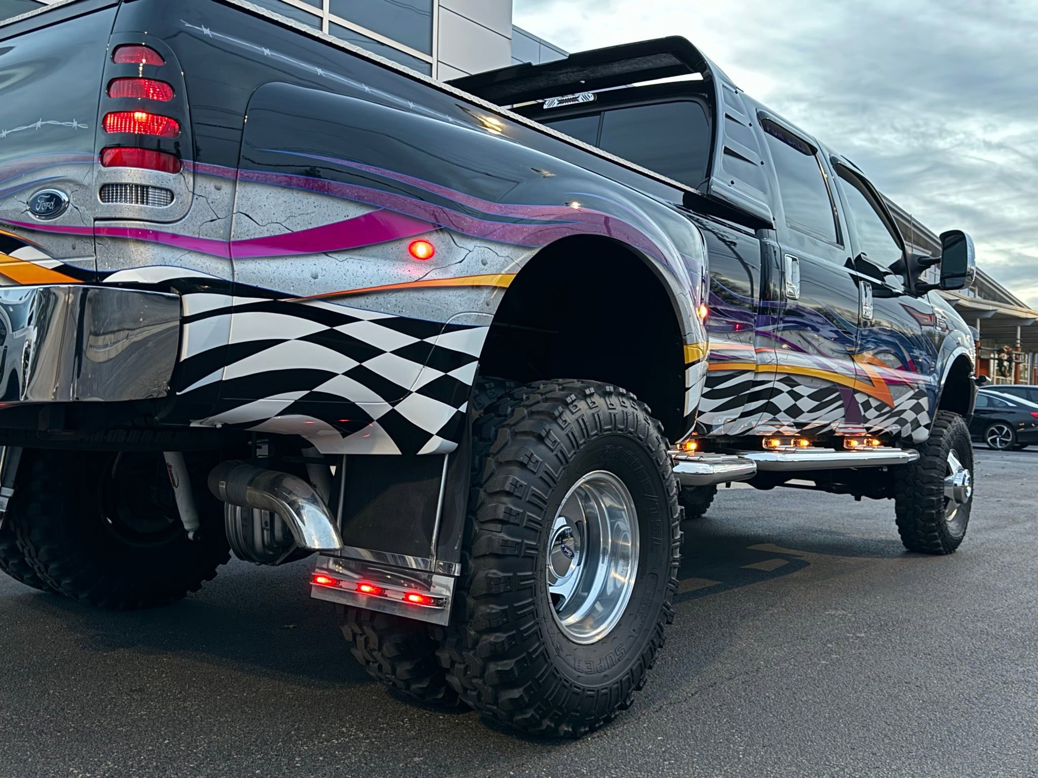 Used 1999 Ford F350 4x4 Crew Cab DRW Super Duty image 17