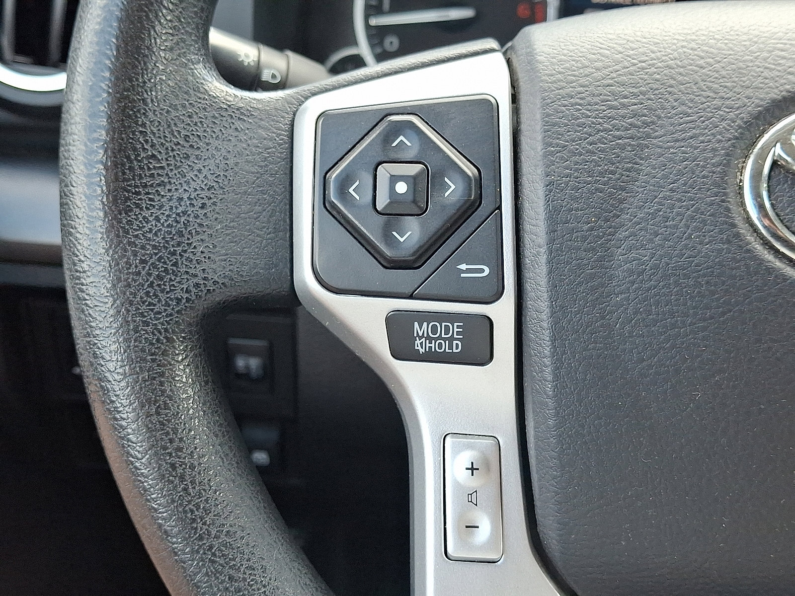 Used 2016 Toyota Tundra SR5 image 22