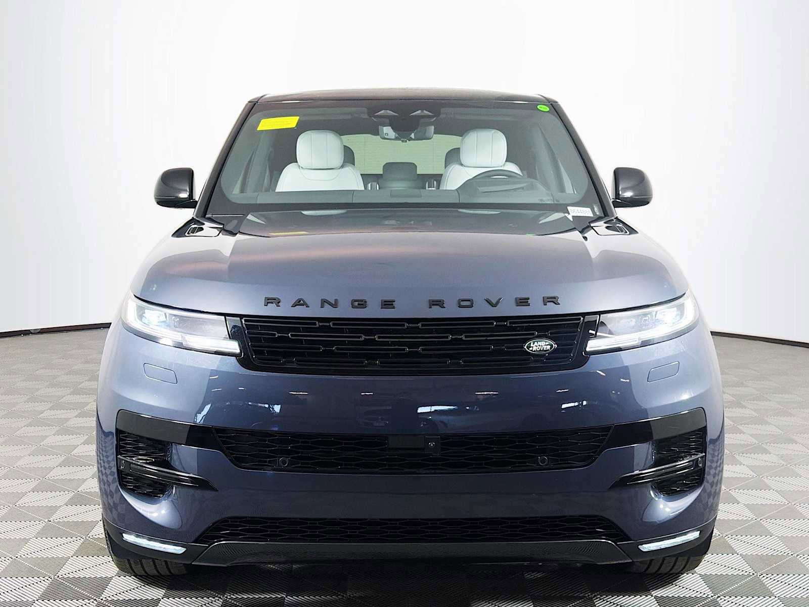 New 2026 Land Rover Range Rover Sport SE AWD/4WD image 2