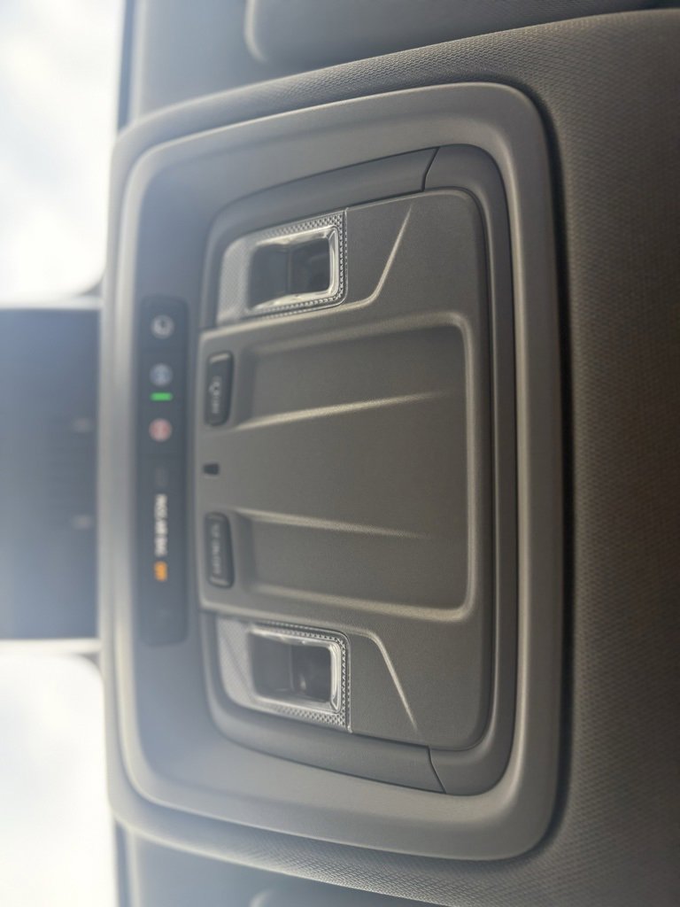 Used 2024 Chevrolet Silverado 1500 LT w/ Z71 Off-Road Package image 29