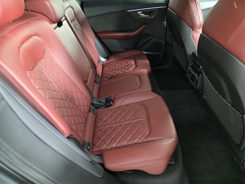 Used 2021 Audi SQ8 Premium Plus w/ SQ8 Black Optic Package image 27