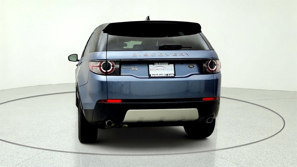 Used 2018 Land Rover Discovery Sport HSE AWD/4WD image 6