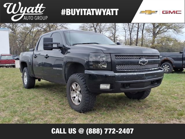 Used 2007 Chevrolet Silverado 1500 LT w/ 1LT Convenience Package AWD/4WD image 1