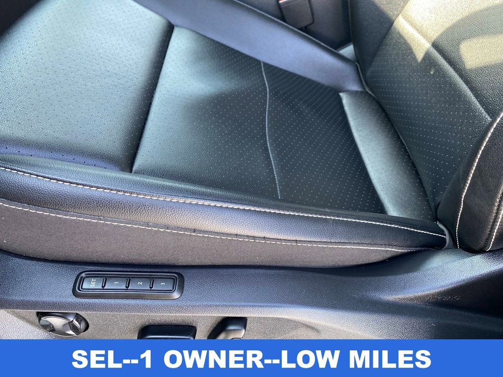 Used 2022 Volkswagen Atlas SEL image 25